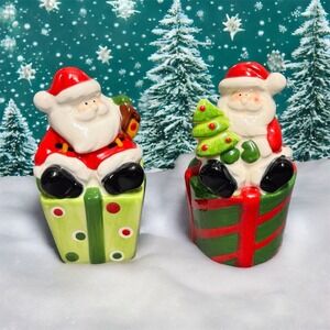 CRACKER BARREL Santa Salt & Pepper Shaker Set "Mingle & Jingle" Christmas